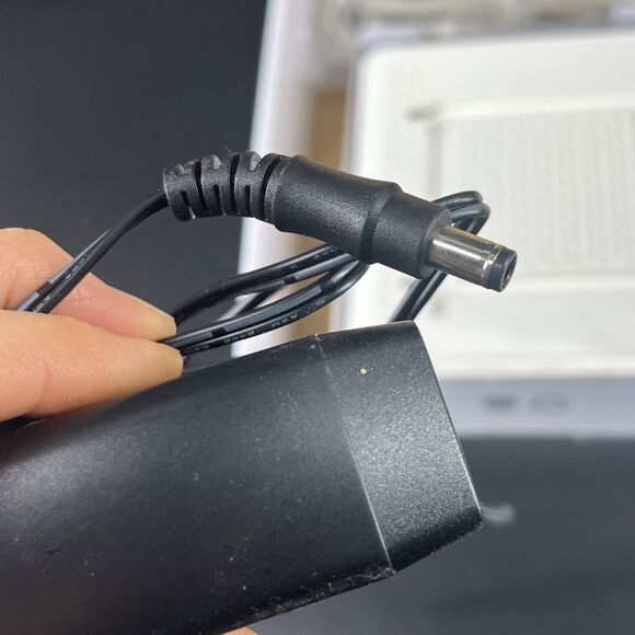 ARRIS SURFboard SB6190 Cable Modem 32 x 8 Gigabit DOCSIS 3.0 White with box - Picture 13 of 16